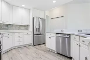 18902 St Laurent Dr, Lutz, FL 33558 - Photo 18