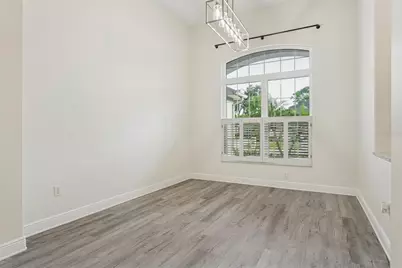 18902 Saint Laurent Drive, Lutz, FL 33558 - Photo 14