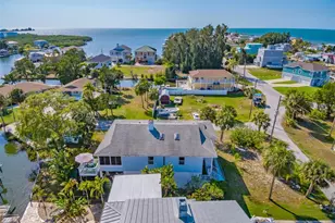 6810 Seaview Blvd, Hudson, FL 34667 - Photo 10