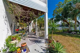 6810 Seaview Blvd, Hudson, FL 34667 - Photo 16