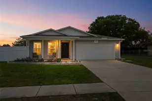 3332 Lambert Ave, Spring Hill, FL 34608 - Photo 2