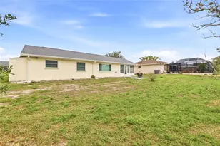 12324 Drayton Dr, Spring Hill, FL 34609 - Photo 38