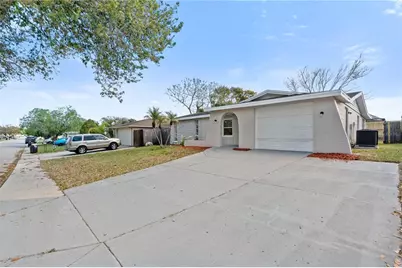 9020 Hunt Club Lane, Port Richey, FL 34668 - Photo 2