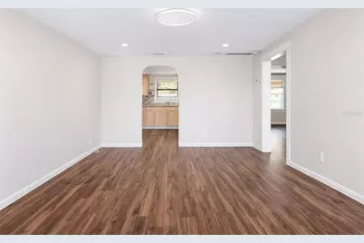 2806 Park Drive, Tampa, FL 33619 - Photo 2