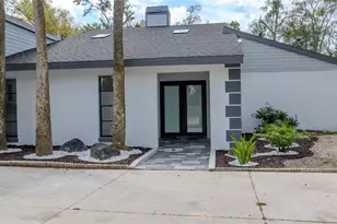7984 Floral Dr, Weeki Wachee, FL 34607 - Photo 1