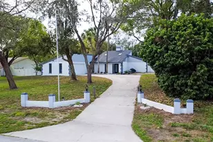 7984 Floral Dr, Weeki Wachee, FL 34607 - Photo 2