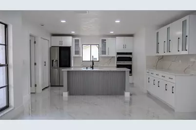 7984 Floral Drive, Weeki Wachee, FL 34607 - Photo 4