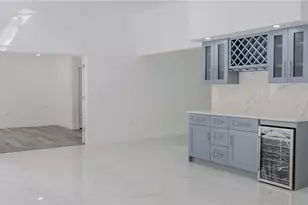 7984 Floral Dr, Weeki Wachee, FL 34607 - Photo 10