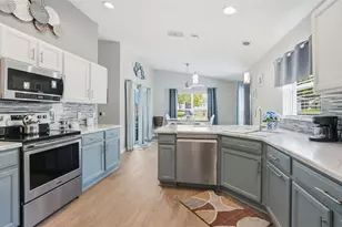 314 McIntosh Ct, Spring Hill, FL 34609 - Photo 6