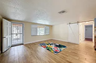 5264 Idlewild St, New Port Richey, FL 34653 - Photo 6