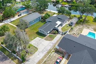 5822 River Rd, New Port Richey, FL 34652 - Photo 1