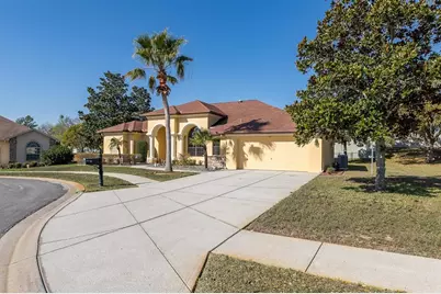 427 Archway Drive, Spring Hill, FL 34608 - Photo 8