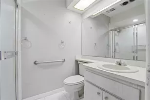 11241 Dollar Lake Dr, Port Richey, FL 34668 - Photo 22