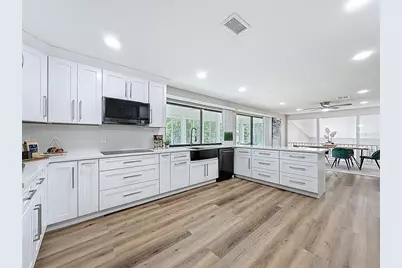 8430 144th Lane, Seminole, FL 33776 - Photo 22