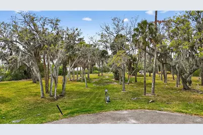 5400 Tropical Woods Court, Port Richey, FL 34668 - Photo 16