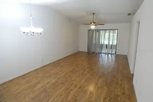 2211 Eisenhower Dr, Dunedin, FL 34698 - Photo 4