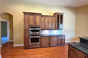 8421 Charleston Dr, Weeki Wachee, FL 34613 - Photo 8