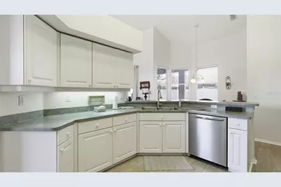 15455 Cambria Drive, Brooksville, FL 34604 - Photo 10