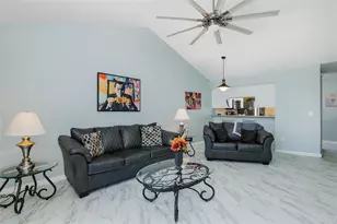 4933 Myrtle Oak Dr, New Port Richey, FL 34653 - Photo 10