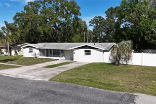 1808 and 1804 Harpoon Dr, Holiday, FL 34690 - Photo 2