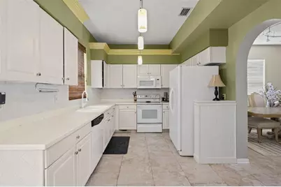 4922 Edgewater Lane, Oldsmar, FL 34677 - Photo 12