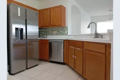 7951 Carriage Pointe Drive, Gibsonton, FL 33534 - Photo 12