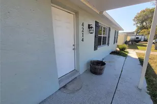 4214 Ridgefield Ave, Holiday, FL 34691 - Photo 4