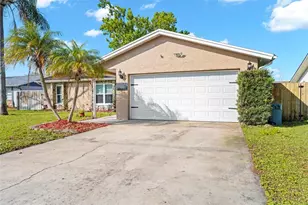 11201 Island Pine Dr, Port Richey, FL 34668 - Photo 2