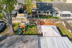 11201 Island Pine Dr, Port Richey, FL 34668 - Photo 28