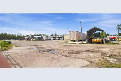 14137 Old Dixie Highway, Hudson, FL 34667 - Photo 2