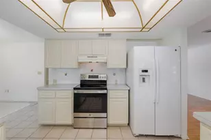 8330 Divot Way, Port Richey, FL 34668 - Photo 8