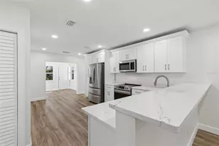 4313 E Shadowlawn Ave, Tampa, FL 33610 - Photo 10