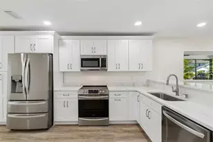 4313 E Shadowlawn Ave, Tampa, FL 33610 - Photo 12