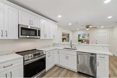 4313 E Shadowlawn Avenue, Tampa, FL 33610 - Photo 14