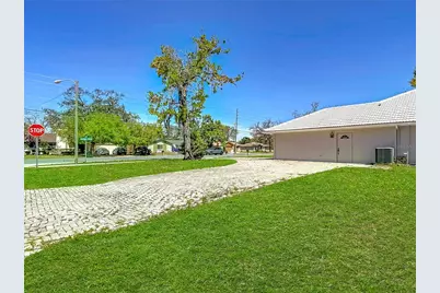 3310 Deltona, Spring Hill, FL 34606 - Photo 80