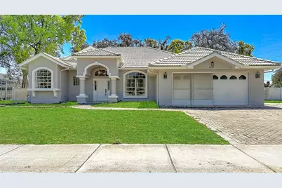 3310 Deltona, Spring Hill, FL 34606 - Photo 4