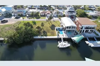 13908 King, Hudson, FL 34667 - Photo 2