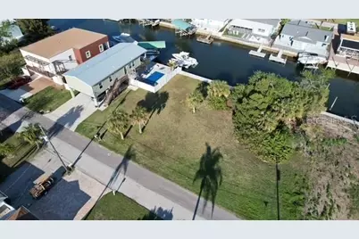 13908 King, Hudson, FL 34667 - Photo 4