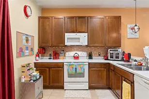 8398 Indian Laurel Ln, Brooksville, FL 34613 - Photo 10