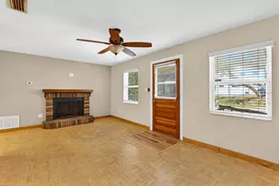 1404 Oakhaven Dr, Safety Harbor, FL 34695 - Photo 4