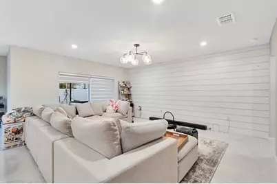 4943 Royal Point Avenue, Kissimmee, FL 34746 - Photo 4