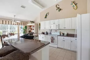 18427 Water Lily Ln, Hudson, FL 34667 - Photo 12