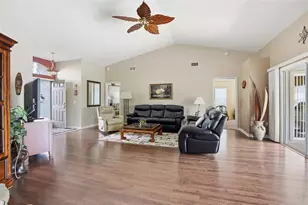 18427 Water Lily Ln, Hudson, FL 34667 - Photo 4
