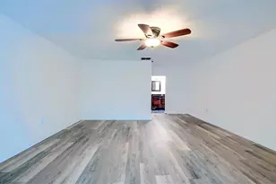 12050 Cavern Rd, Spring Hill, FL 34609 - Photo 18