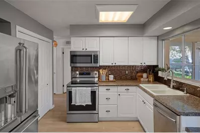 2079 Trenton Avenue, Spring Hill, FL 34606 - Photo 10