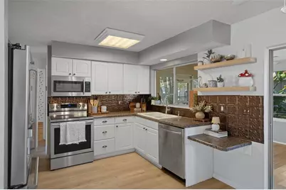 2079 Trenton Avenue, Spring Hill, FL 34606 - Photo 12