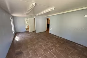 4899 Merlin Cir, Dade City, FL 33523 - Photo 16