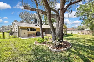 9043 Gaynor St, Spring Hill, FL 34608 - Photo 8