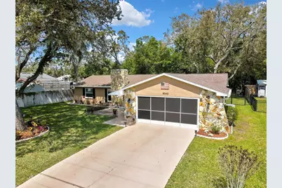 9043 Gaynor Street, Spring Hill, FL 34608 - Photo 2