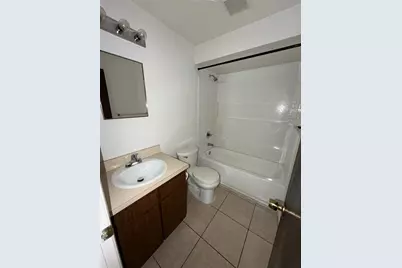 10408 N Mitchell Avenue #A, Tampa, FL 33612 - Photo 6